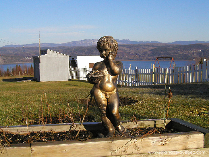 Statue Cupidon - Photos Jardin Le Jardin des Patriotes - Pascal Tremblay La Baie Québec