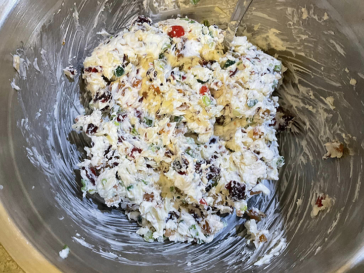 Boule de fromage aux canneberges et aux pacanes