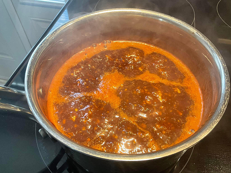 Recette de Sauce BBQ Bourbon fumé et sucre