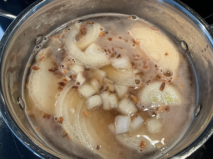 Soupe à l'oignon gratinée