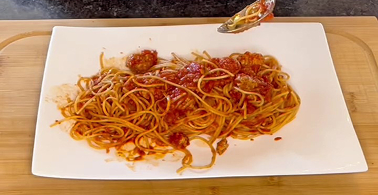 Recette de Spaghetti Boulettes de Viande en 20 minutes